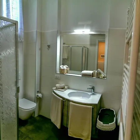 Casa Chiara Sole Апартаменты Парма